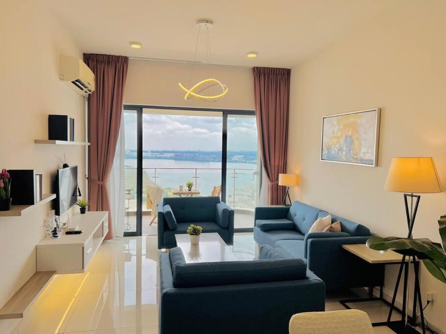 Country Garden Danga Bay Lovell By R9 * Johor Bahru